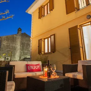 Apartment Madlen, Cres