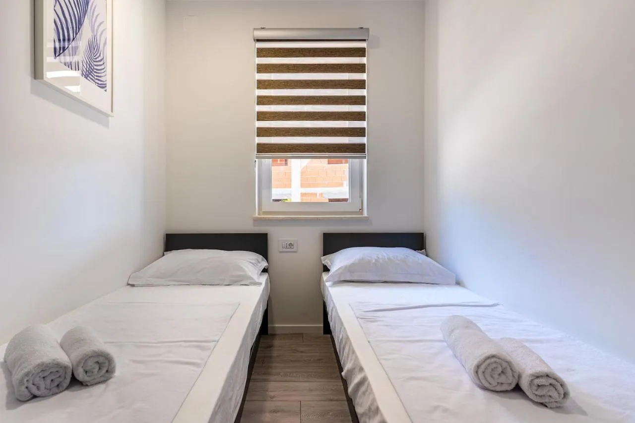 Blue Sorbeto Apartment Cres