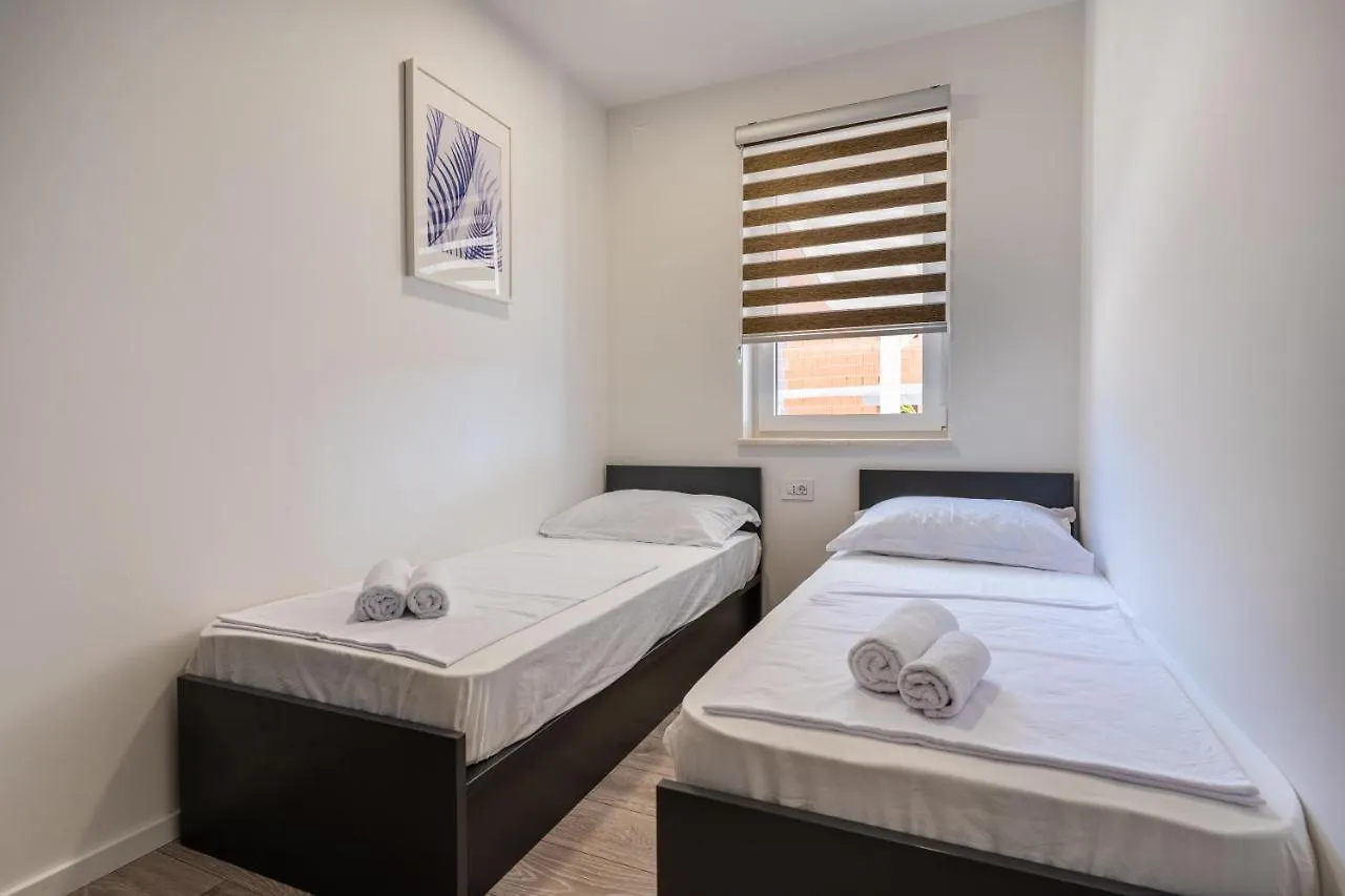 Blue Sorbeto Apartment Cres